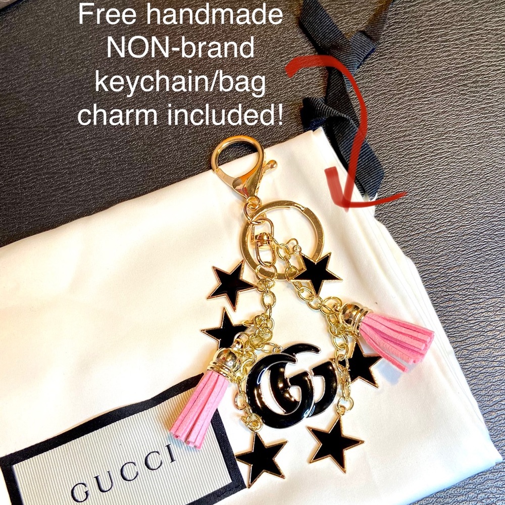 Gucci Marmont Wallet Crossbody with keychain - Picture 11 of 16